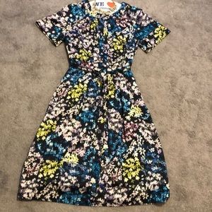 Floral Banana Republic Dress  NWT Size 8
